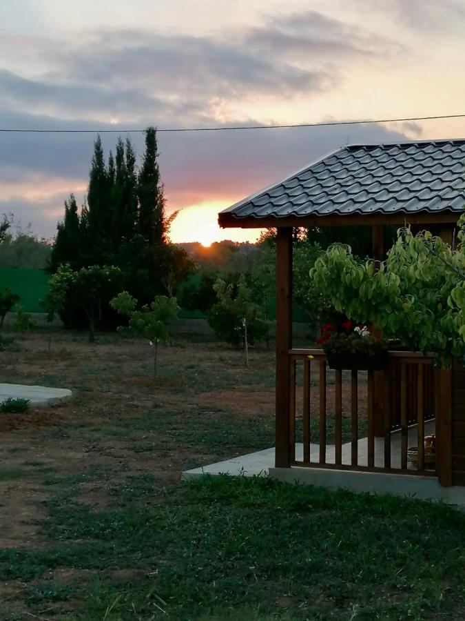 Casa Dominaty Bed & Breakfast Calig Ngoại thất bức ảnh